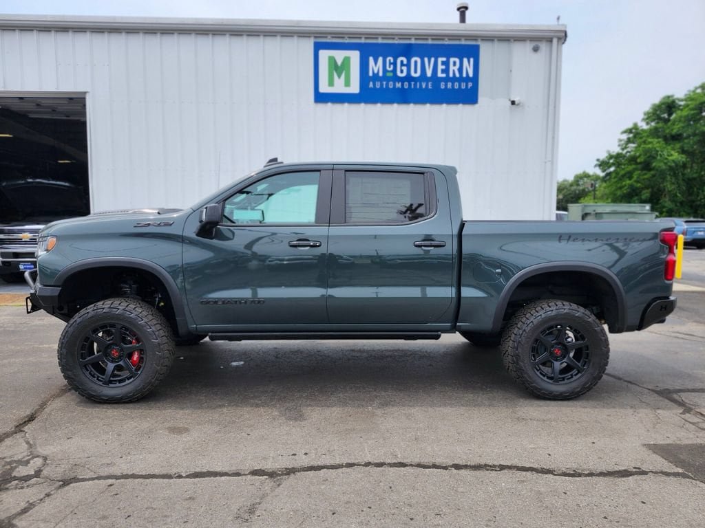 New 2026 Chevrolet Silverado 1500 ZR2 w/ Dark Appearance Package AWD/4WD image 2