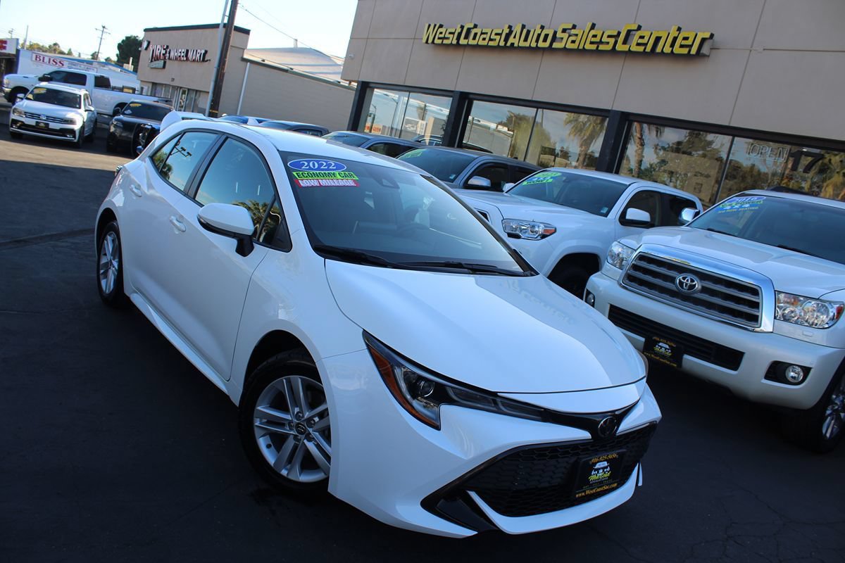 Used 2022 Toyota Corolla SE w/ Carpet Mat Package (TMS) FWD image 33