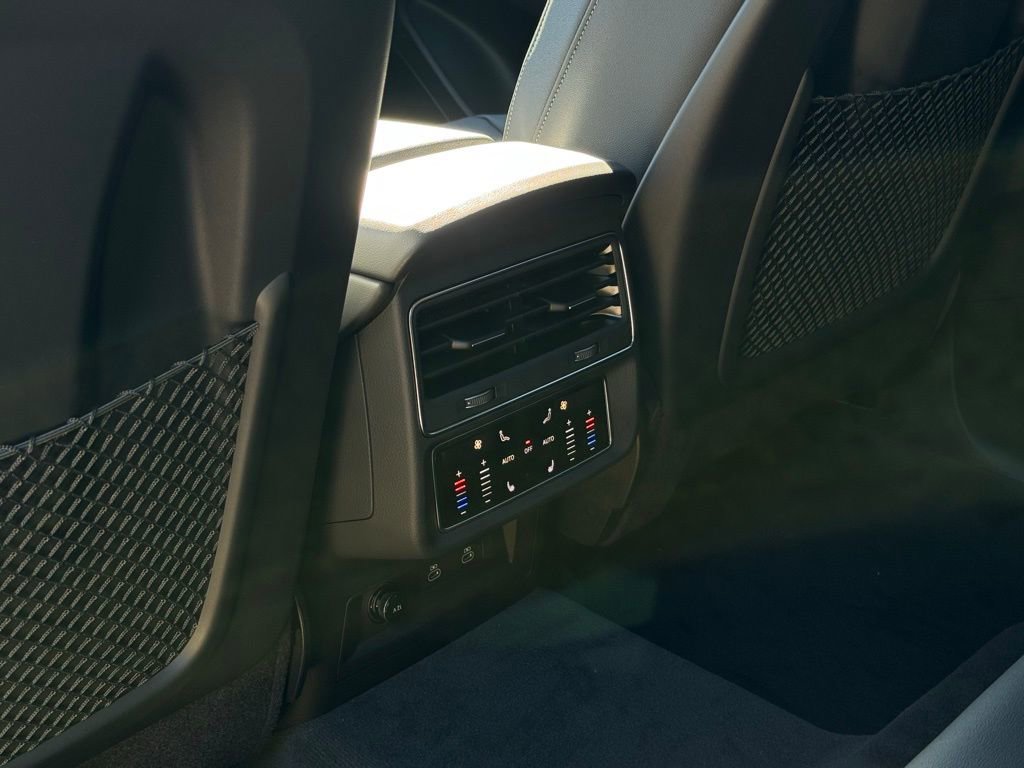 New 2026 Audi Q8 Premium Plus image 28