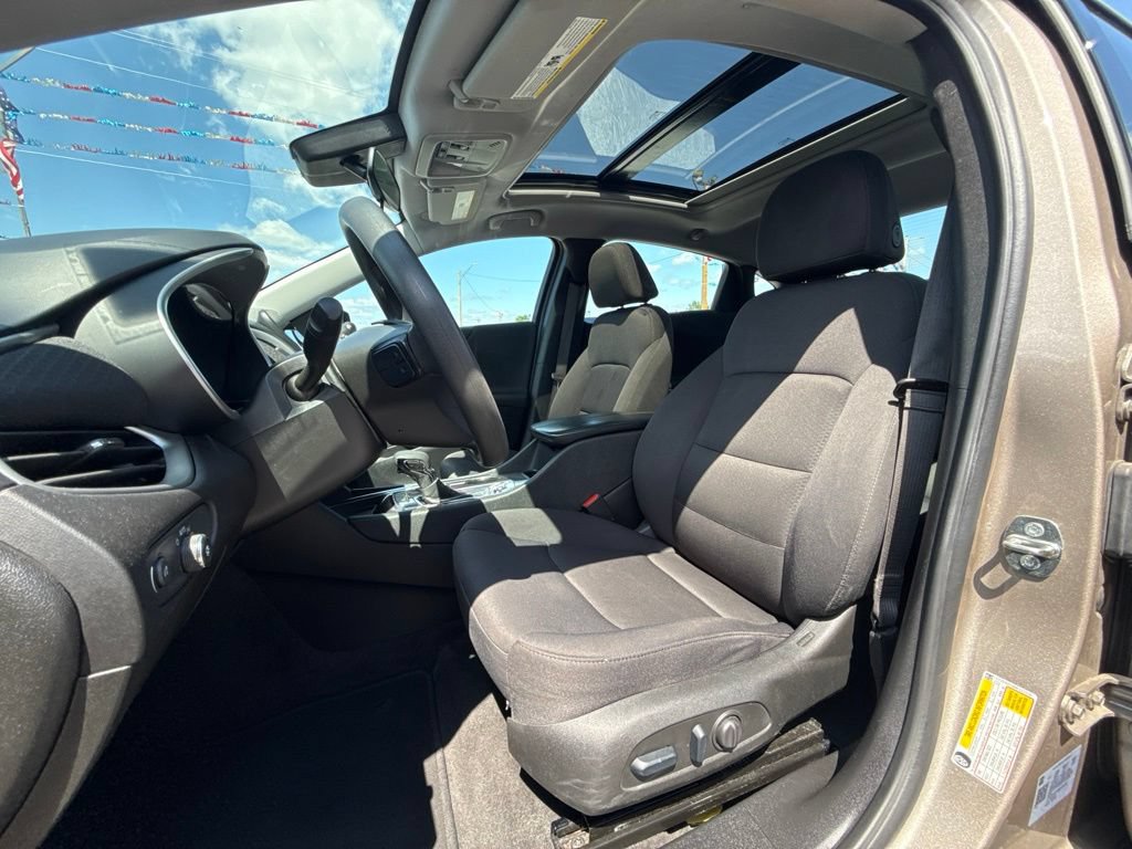 Used 2024 Chevrolet Malibu LT FWD image 12