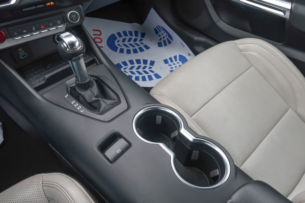 Used 2024 Ford Mustang Premium RWD image 30