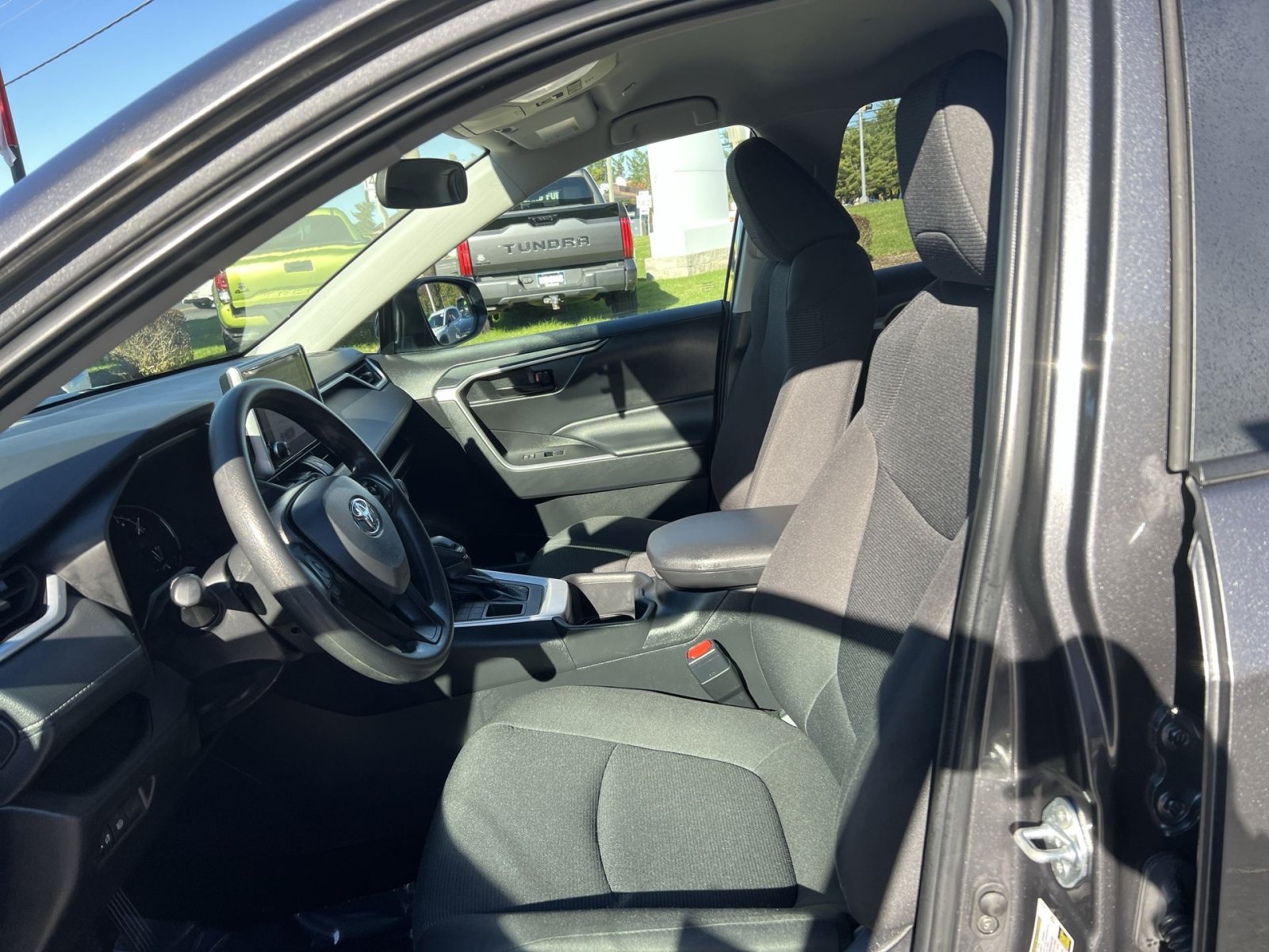 Used 2024 Toyota RAV4 LE AWD/4WD image 13