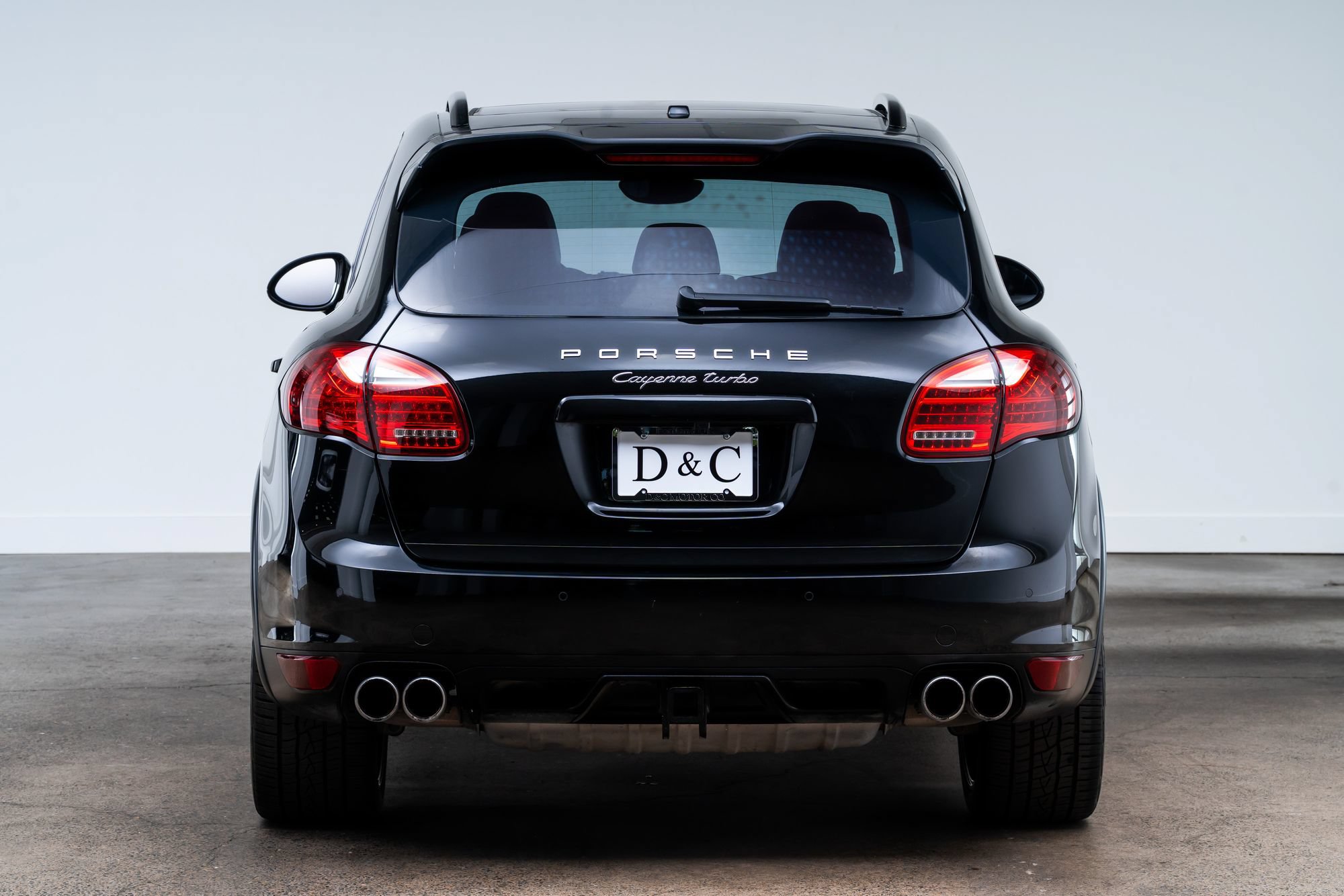 Used 2014 Porsche Cayenne Turbo w/ Comfort Plus Package (PU4) AWD/4WD image 5