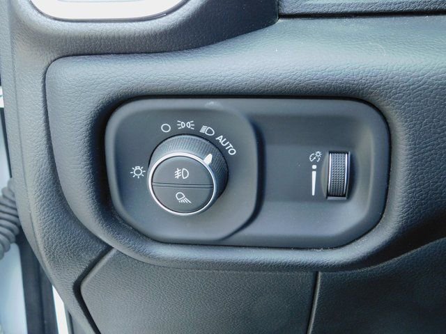 Used 2024 RAM 3500 Big Horn image 16