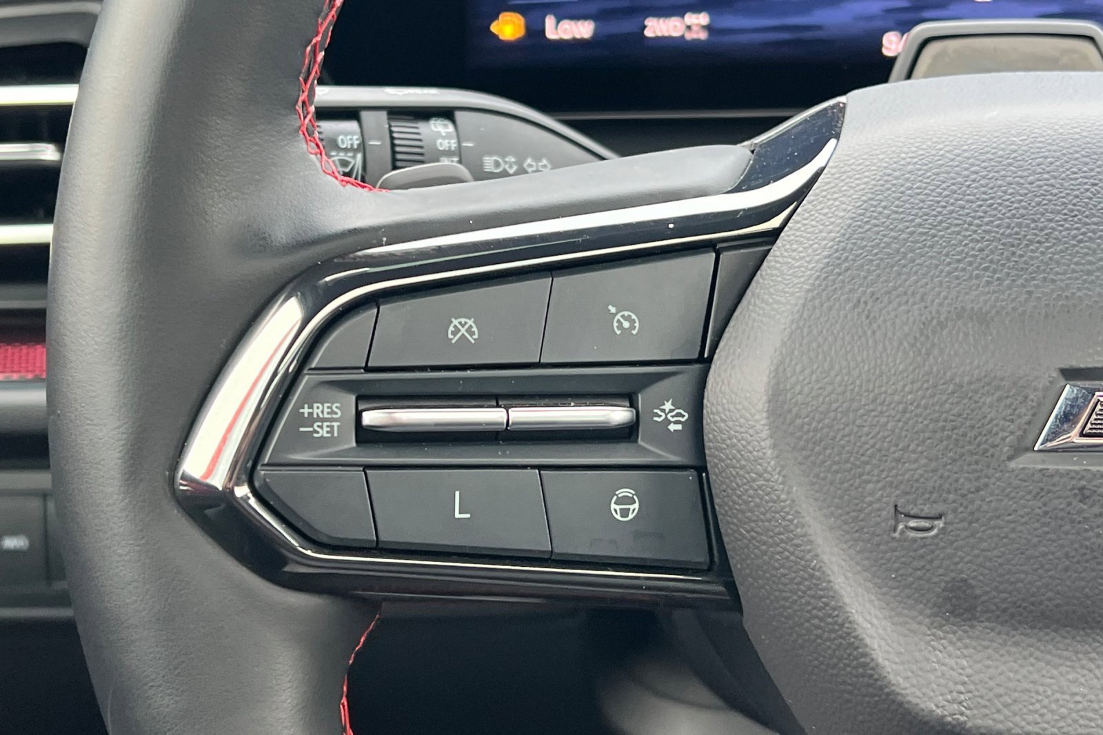 Certified 2024 Chevrolet Traverse RS w/ LPO, Floor Liner Package image 36