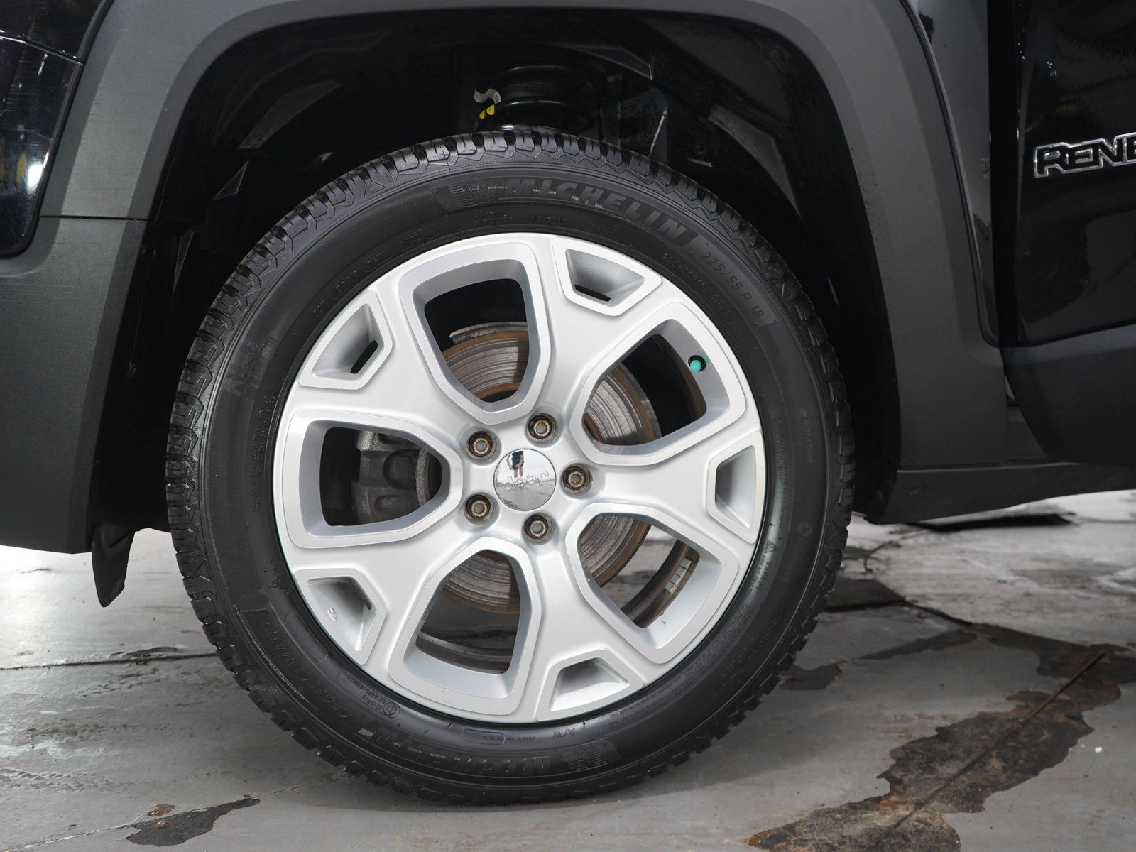Used 2015 Jeep Renegade Limited AWD/4WD image 29