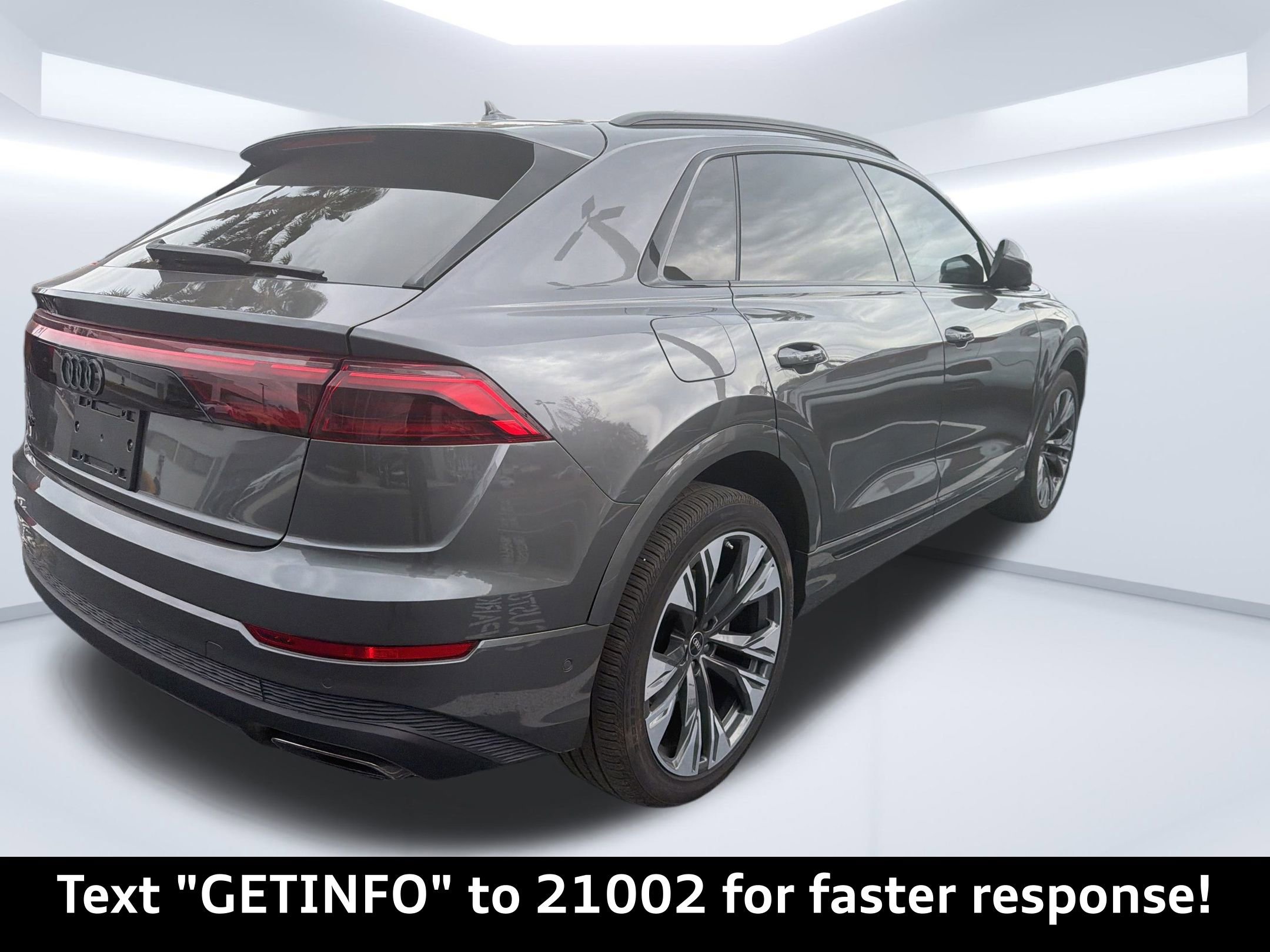 Used 2025 Audi Q8 Premium Plus w/ Premium Plus Package image 12