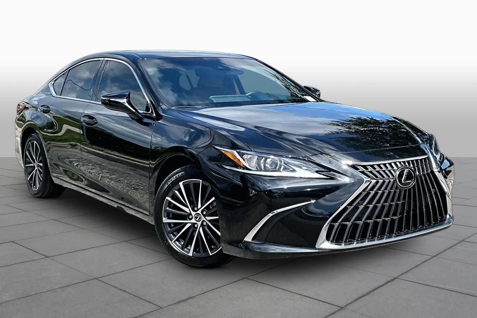Used 2025 Lexus ES 350 w/ Premium Package FWD image 3