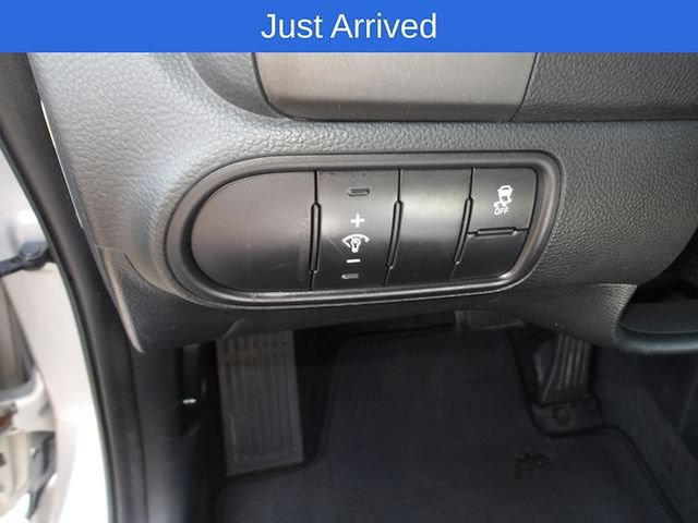 Used 2017 Kia Forte LX FWD image 15