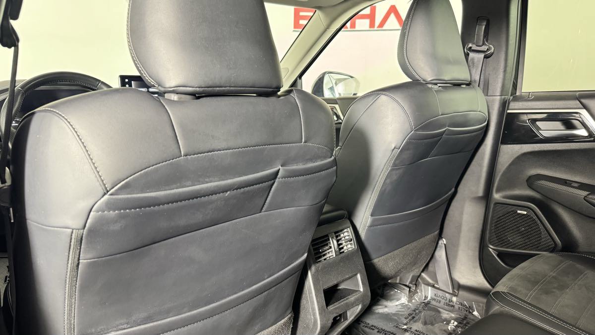 Used 2025 Mitsubishi Outlander SE FWD image 28