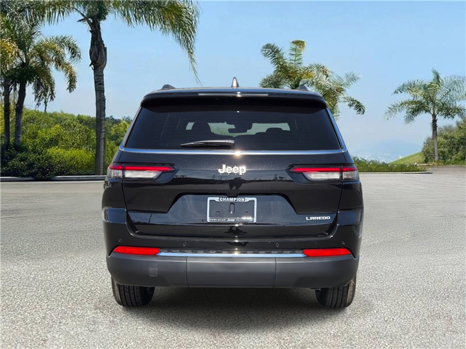 New 2026 Jeep Grand Cherokee L 2WD image 5