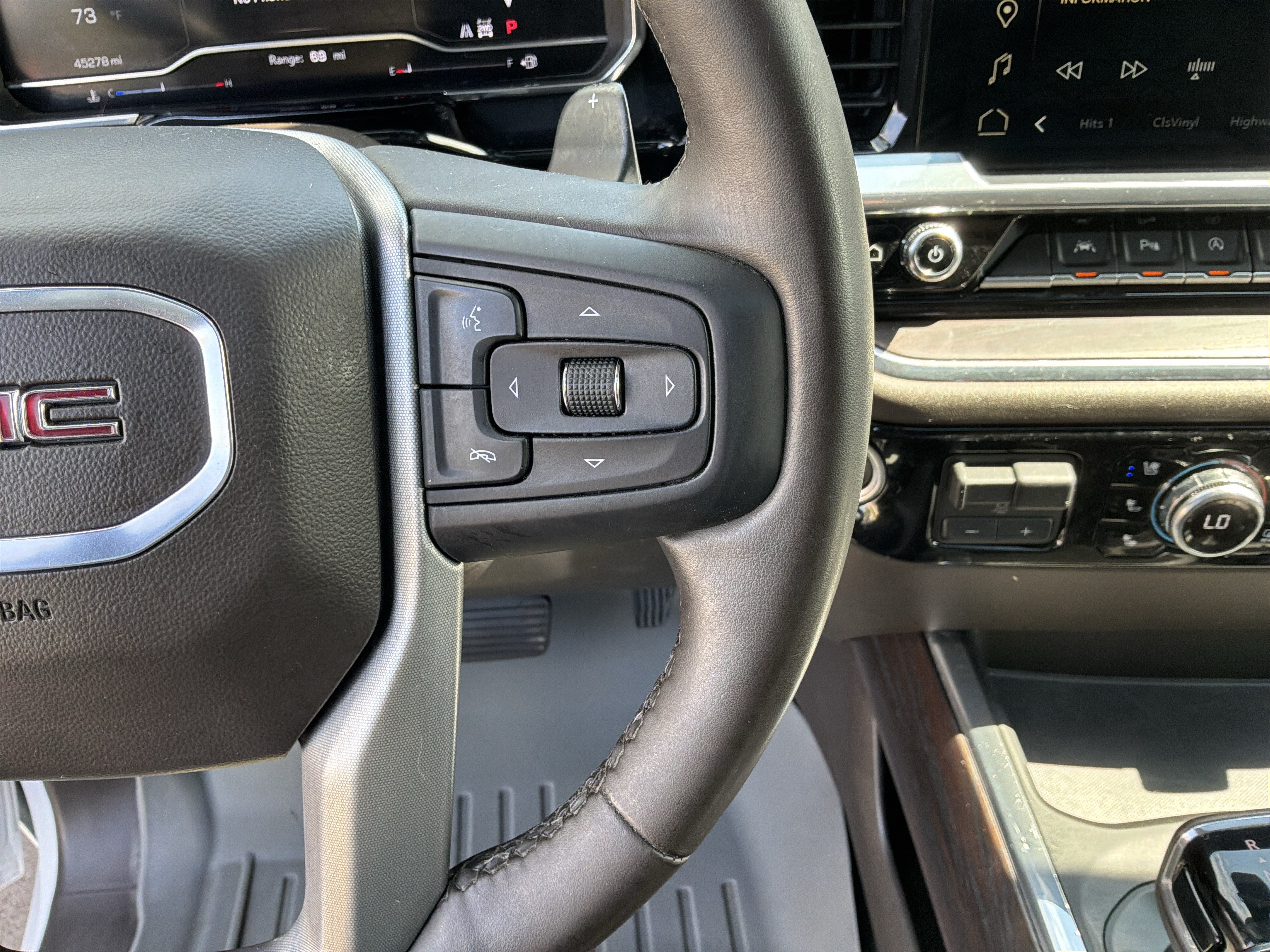 Used 2024 GMC Sierra 1500 SLT w/ SLT Premium Plus Package AWD/4WD image 20
