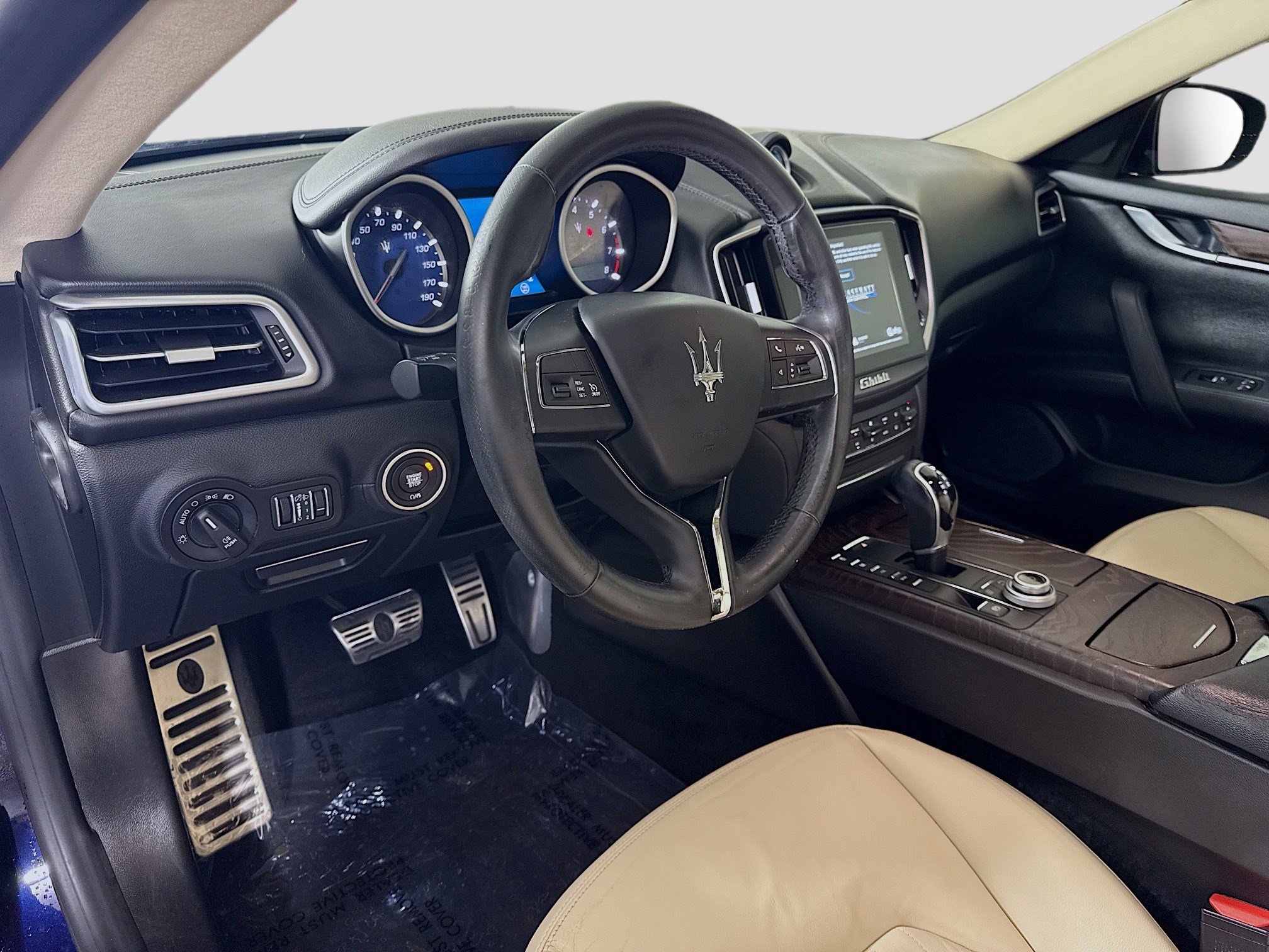 Used 2018 Maserati Ghibli S image 23