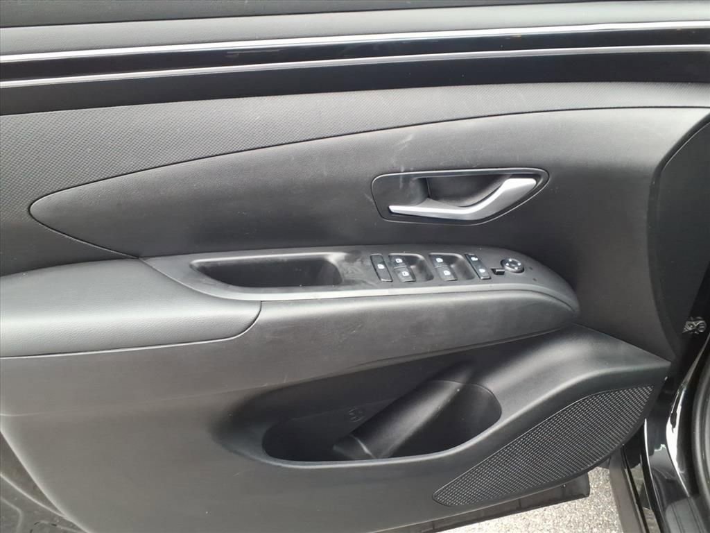 Used 2023 Hyundai Tucson SEL image 16