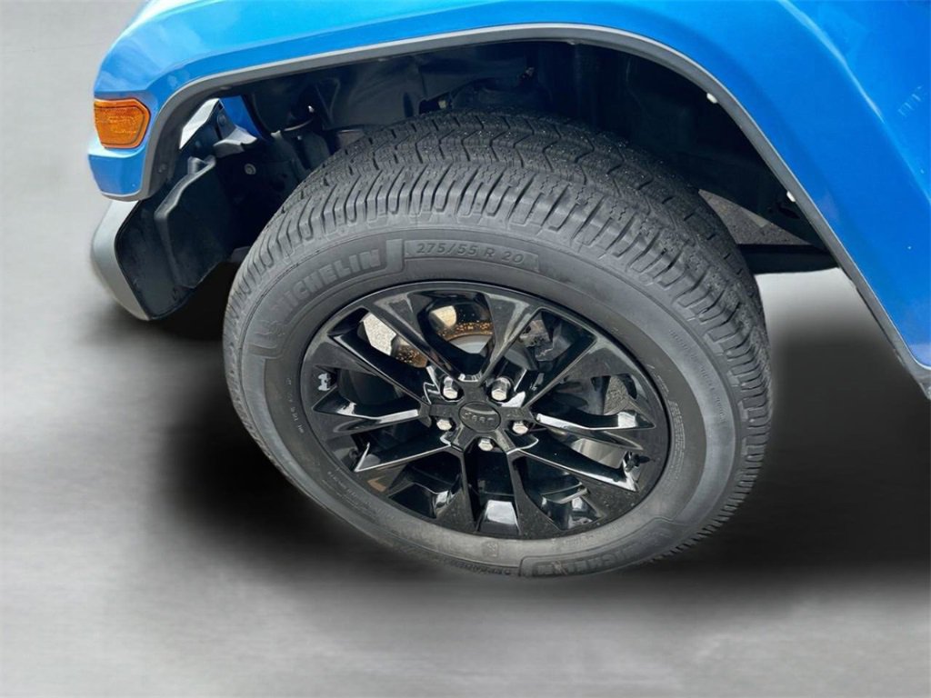 Used 2021 Jeep Wrangler Unlimited Sahara w/ Cold Weather Group image 29