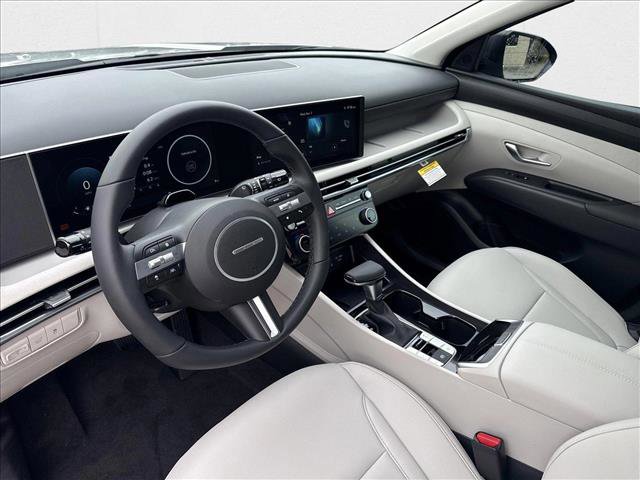New 2025 Hyundai Tucson SEL image 3
