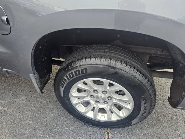Used 2019 Chevrolet Silverado 1500 LTZ w/ Z71 Off-Road Package AWD/4WD image 14