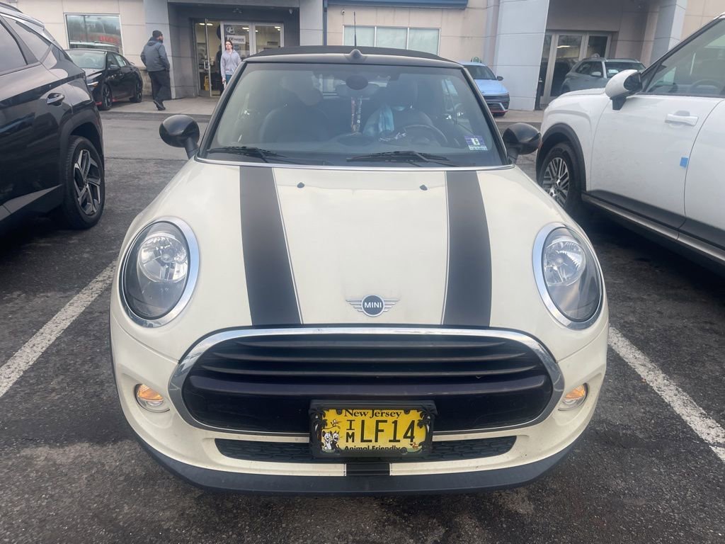 Used 2019 MINI Cooper Convertible image 3