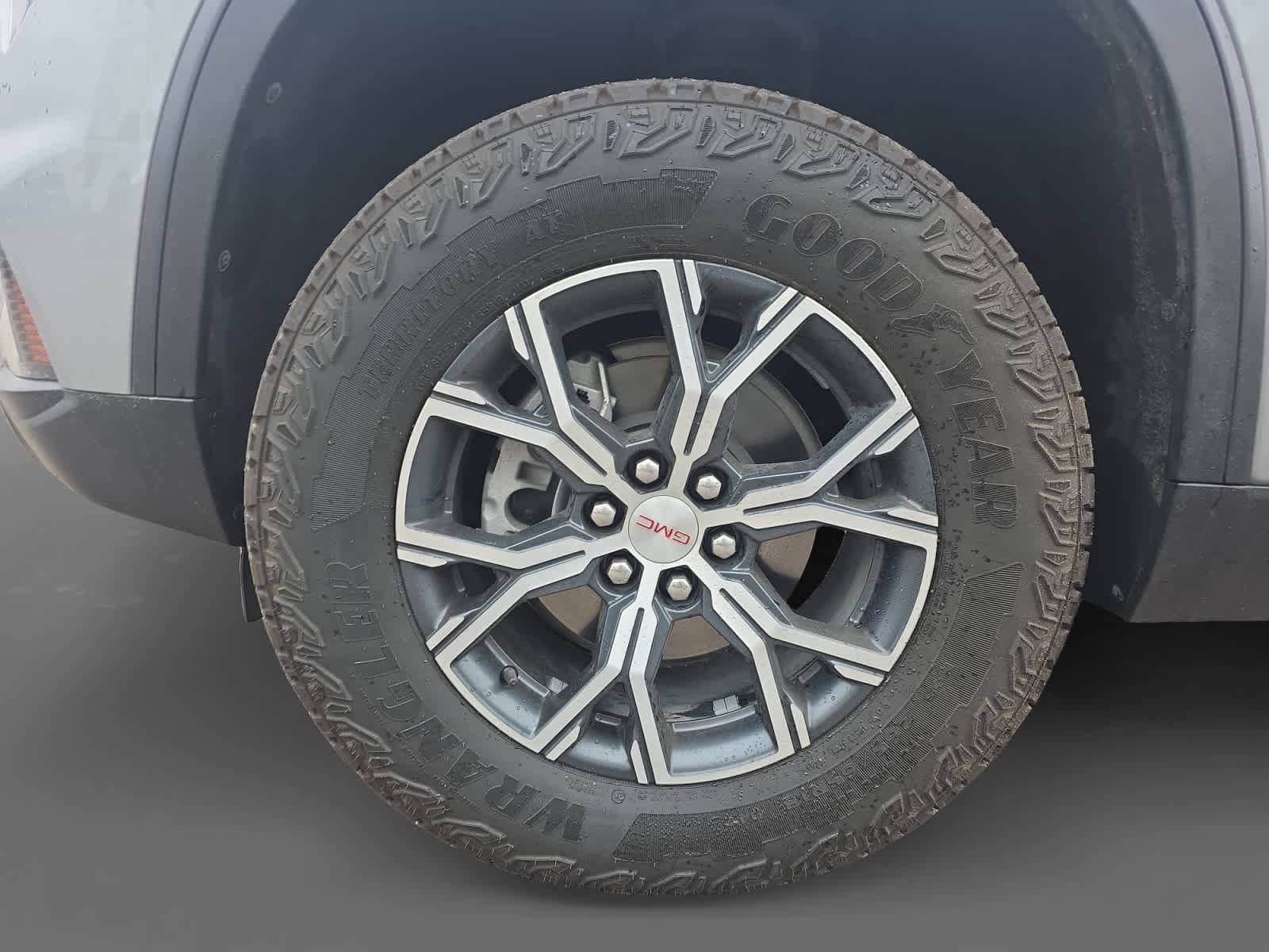Used 2024 GMC Acadia AT4 AWD/4WD image 14