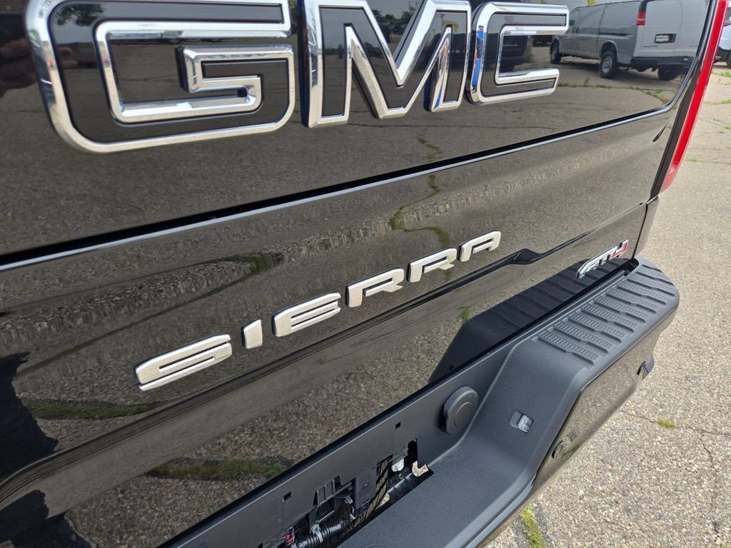 New 2026 GMC Sierra 1500 AT4 w/ Technology Package AWD/4WD image 39