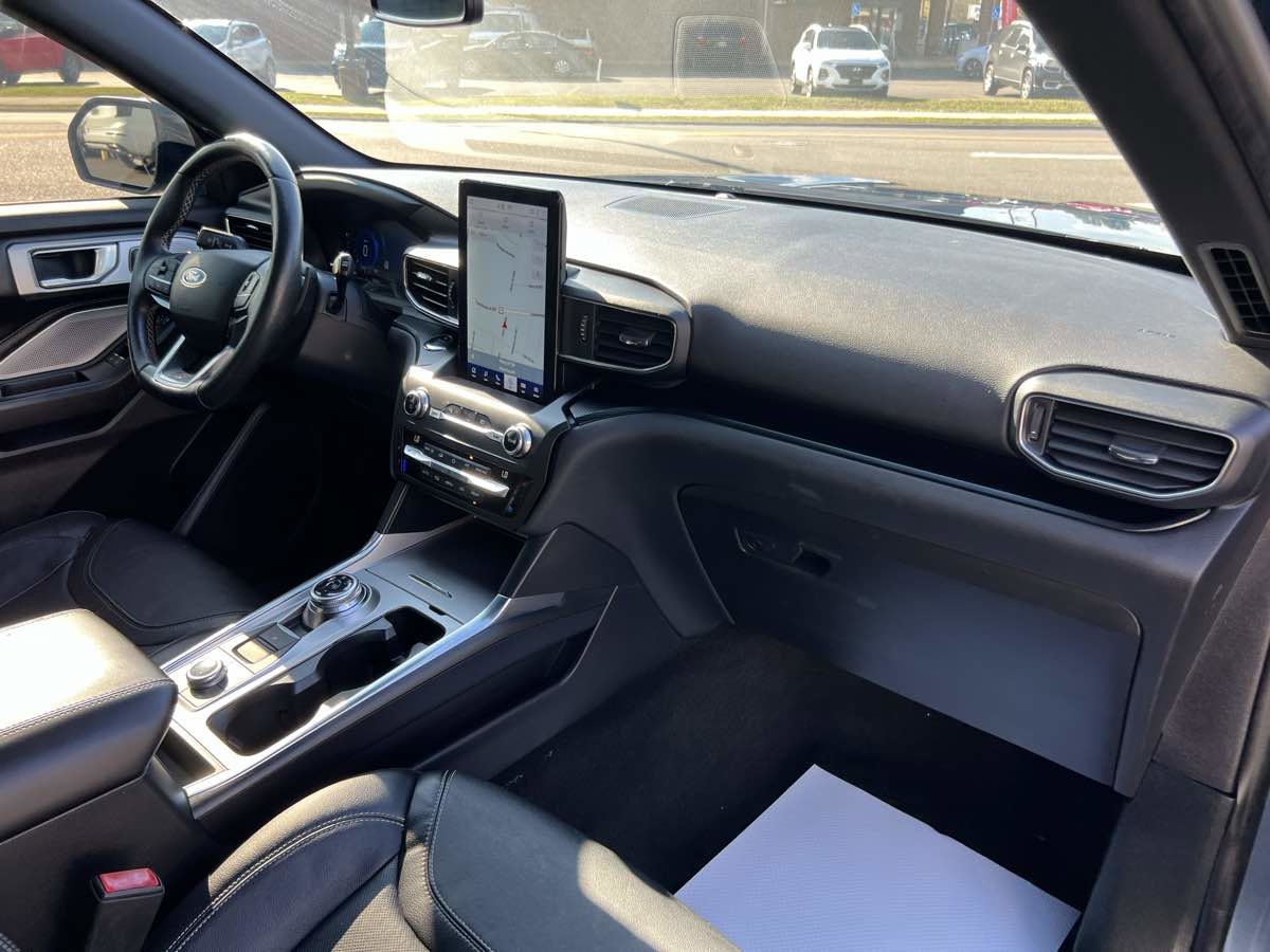 Used 2020 Ford Explorer ST w/ Premium Technology Package image 20