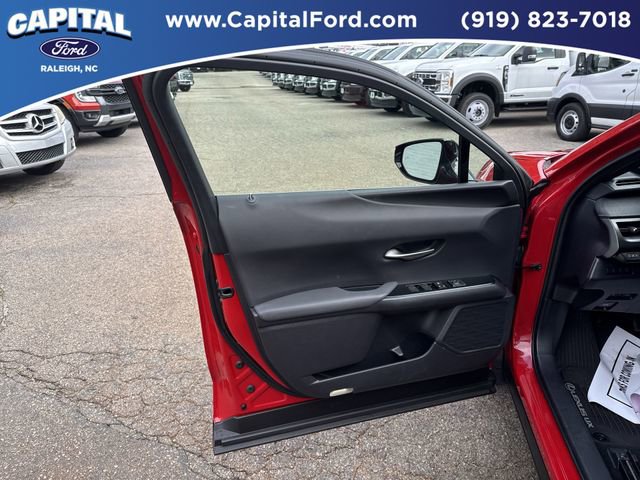 Used 2022 Lexus UX 250h w/ Premium Package image 19