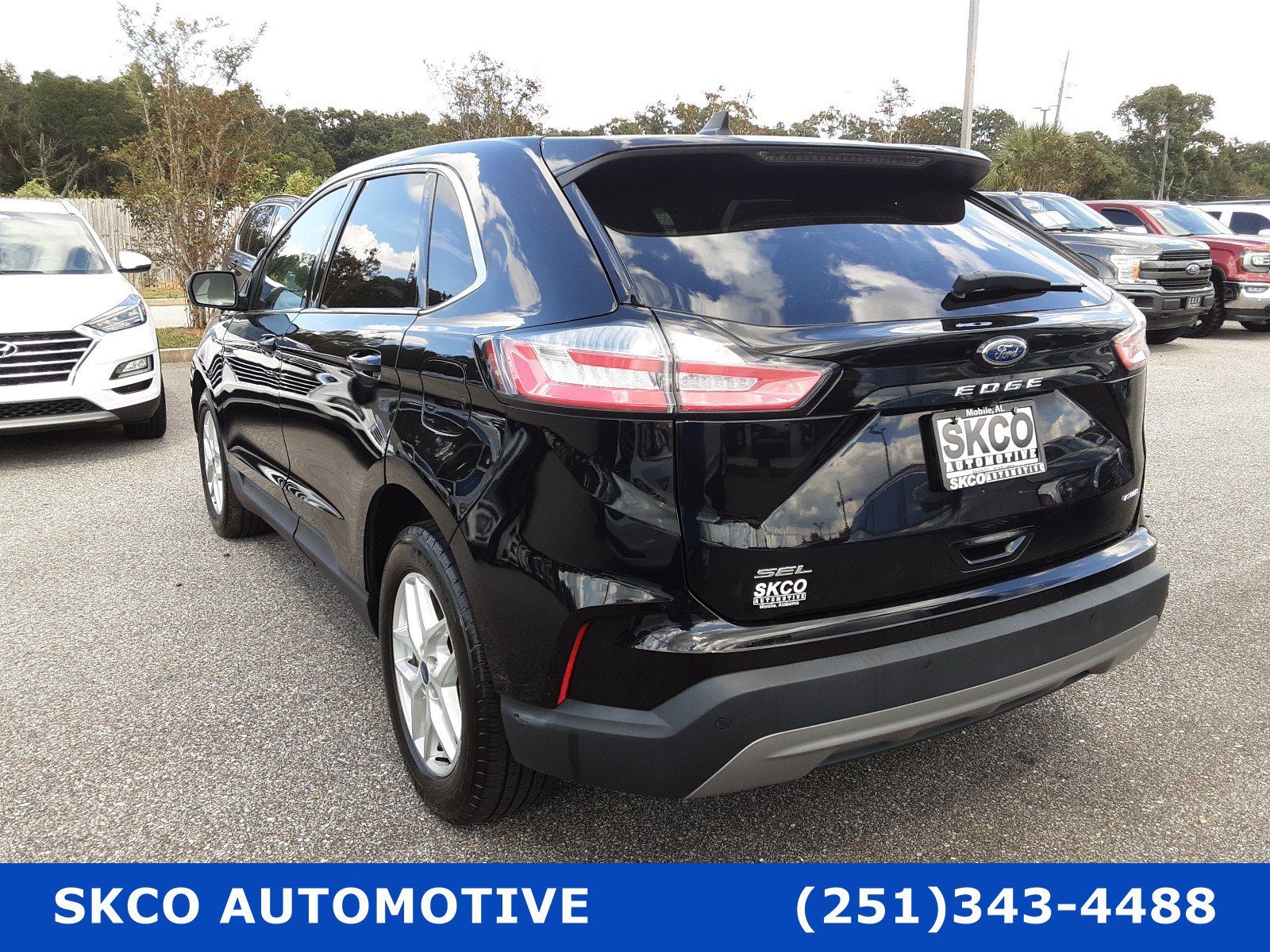 Used 2022 Ford Edge SEL AWD/4WD image 3