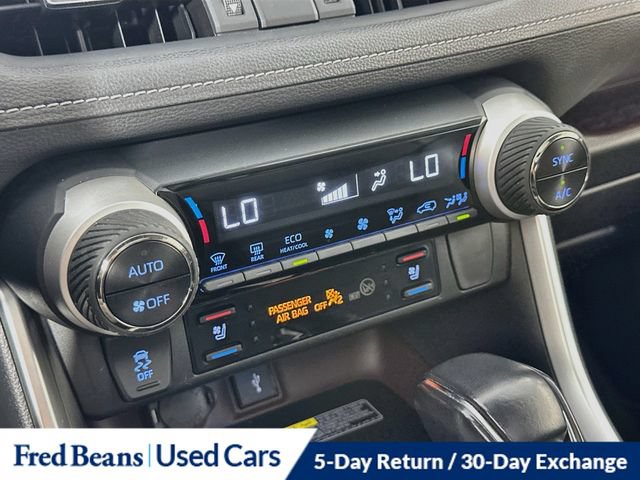 Used 2020 Toyota RAV4 Limited AWD/4WD image 22