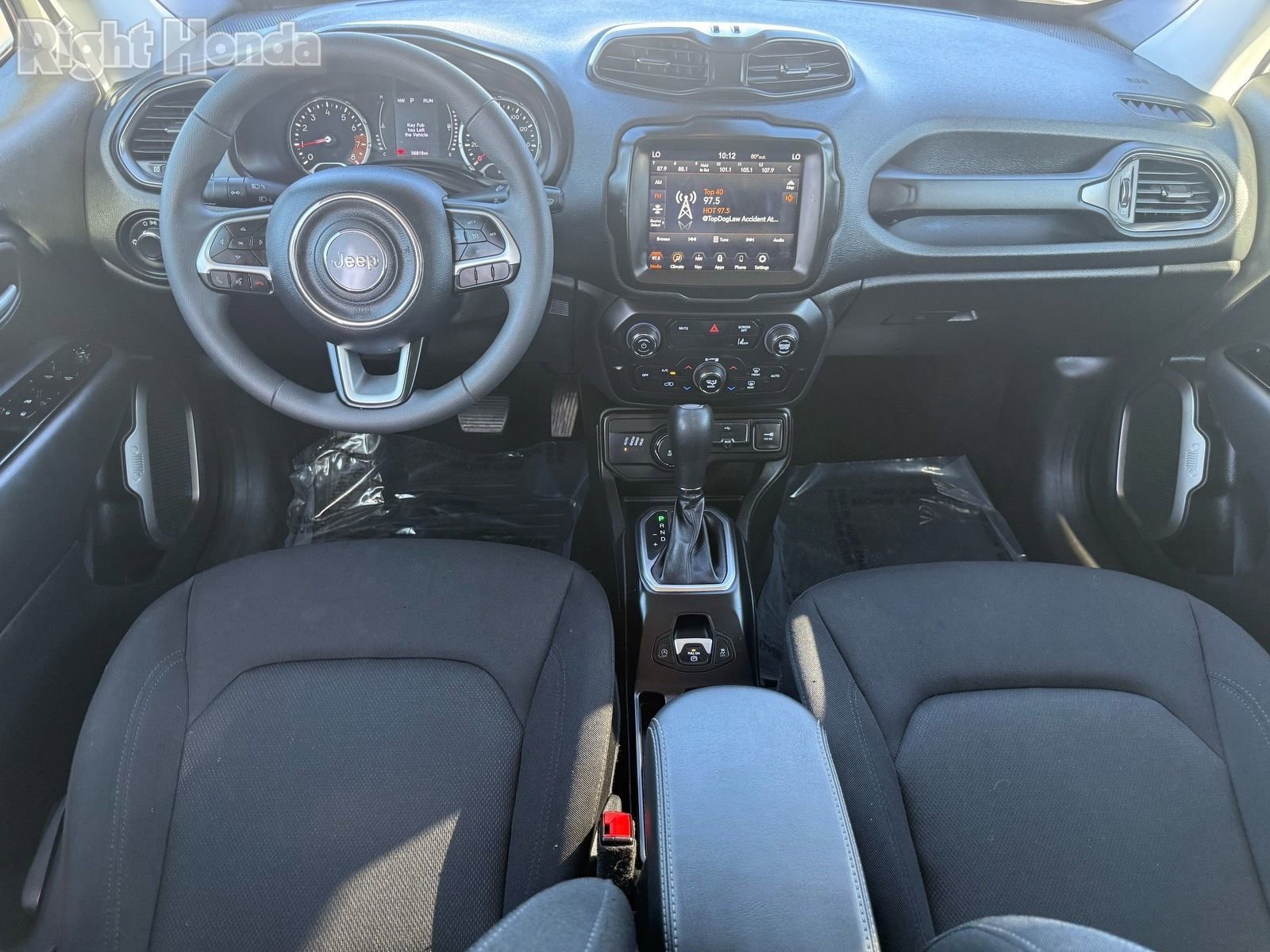 Used 2023 Jeep Renegade Latitude image 28