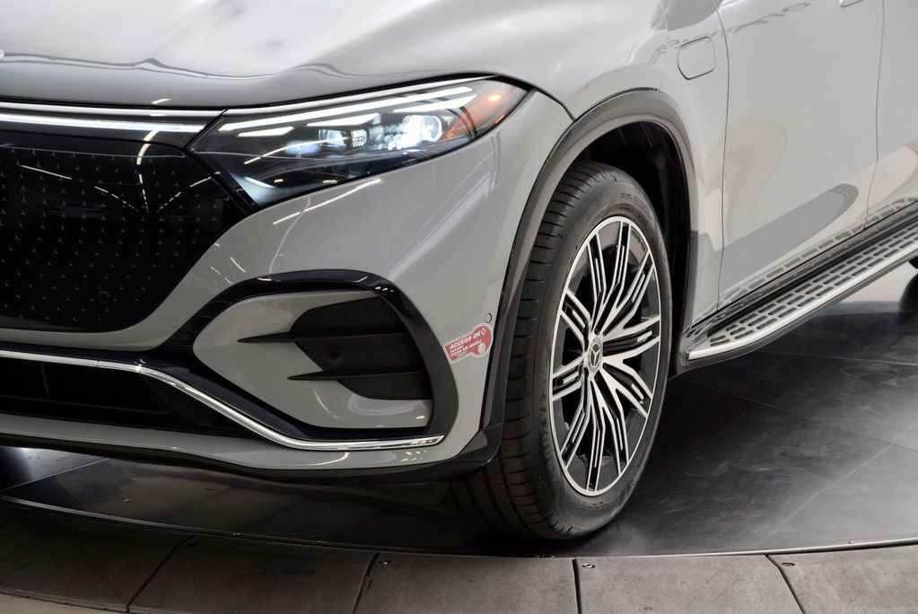 Certified 2023 Mercedes-Benz EQS 580 4MATIC SUV image 11