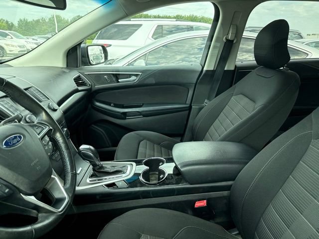 Used 2016 Ford Edge SEL FWD image 9