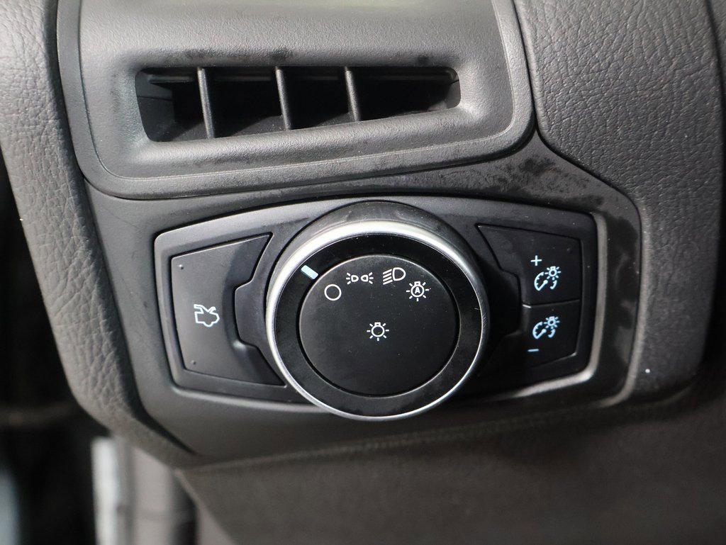 Used 2017 Ford Focus SE image 22