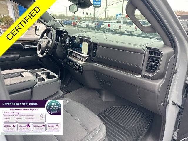 Used 2024 Chevrolet Silverado 1500 LT AWD/4WD image 25