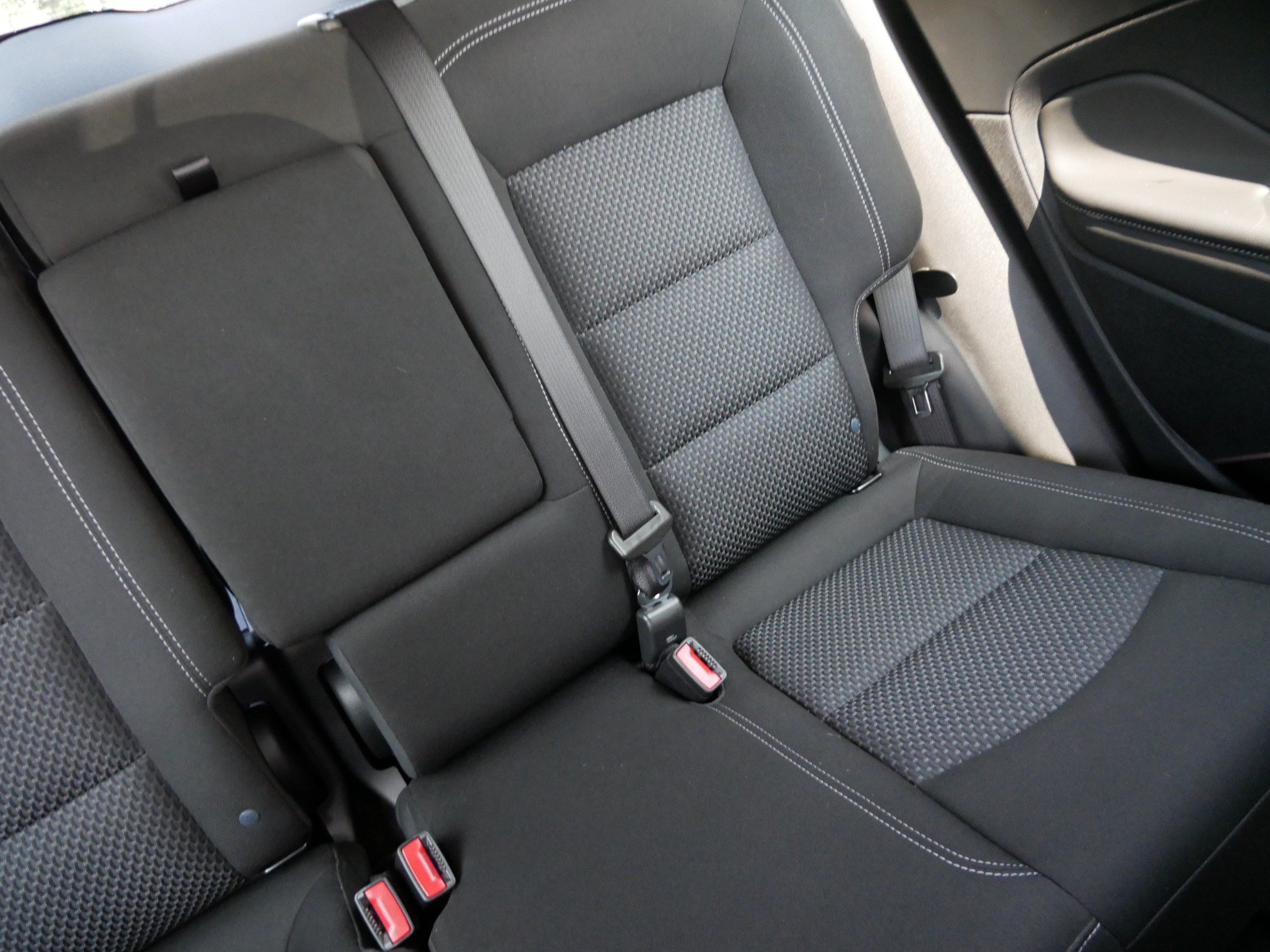 Used 2024 GMC Terrain SLE w/ Driver Convenience Package AWD/4WD image 14