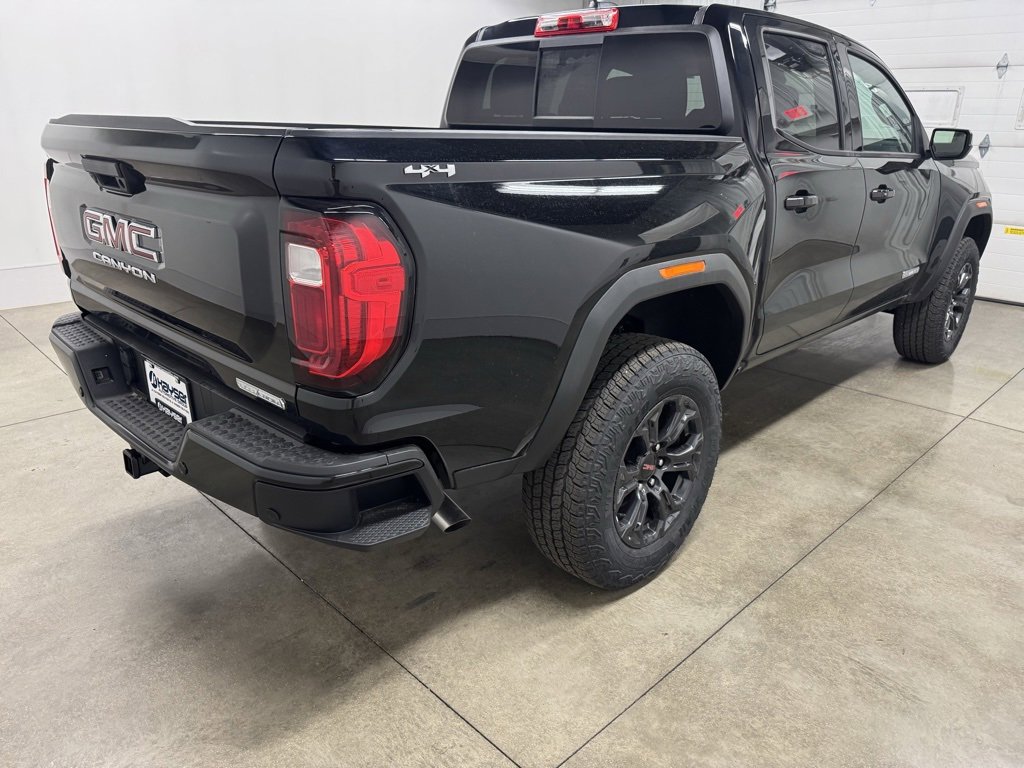New 2025 GMC Canyon Elevation w/ Convenience Package image 5