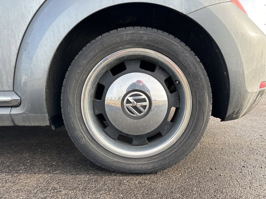 Used 2012 Volkswagen Beetle 2.5 image 6