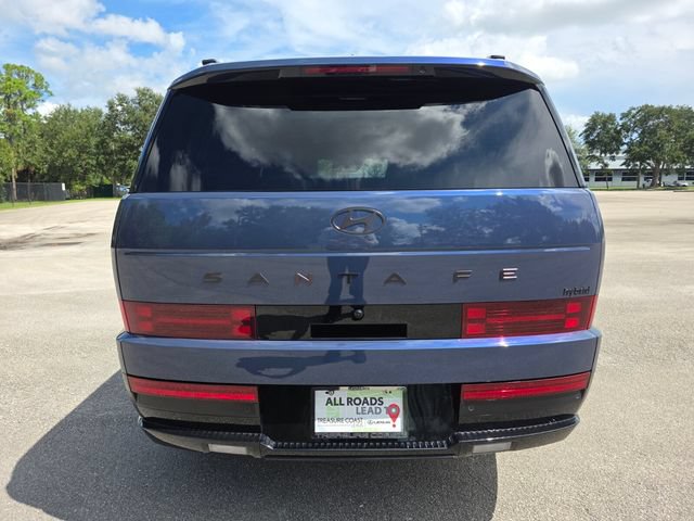 Used 2025 Hyundai Santa Fe Calligraphy FWD image 4