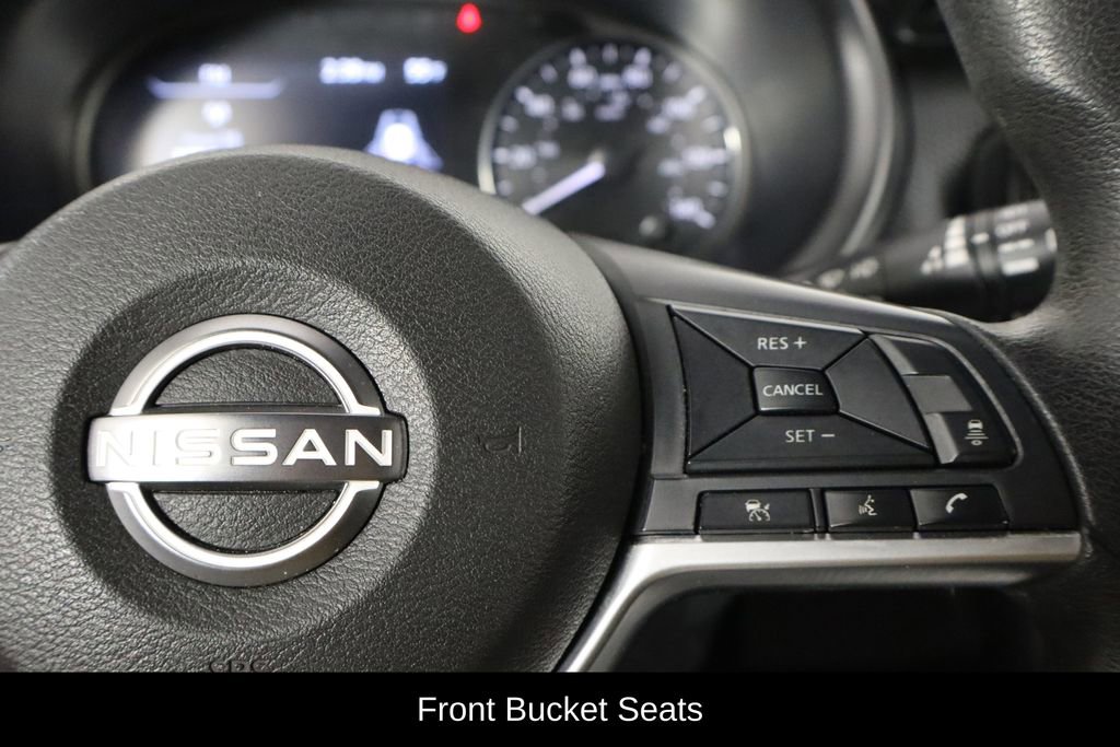 Used 2023 Nissan Kicks SV image 10