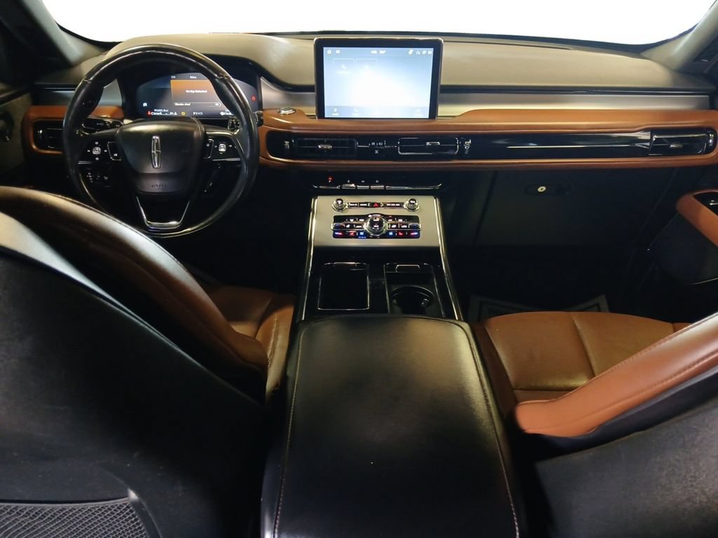 Used 2022 Lincoln Aviator Reserve w/ Elements Package Plus RWD image 13