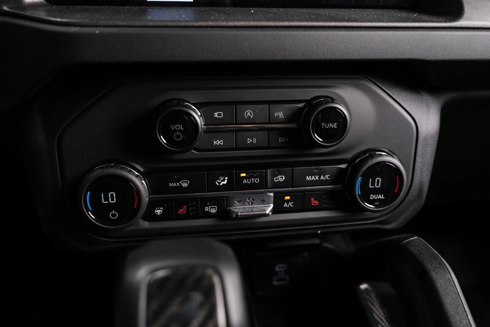 Used 2025 Ford Bronco Raptor w/ Interior Carbon Fiber Pack AWD/4WD image 26