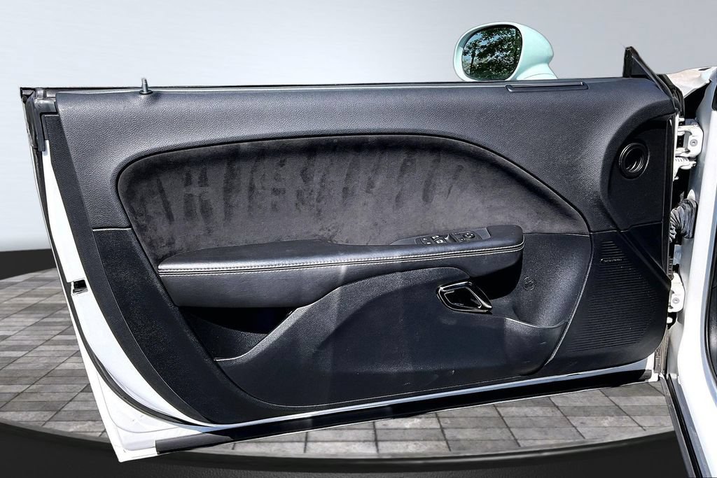 Used 2018 Dodge Challenger SRT Hellcat RWD image 13