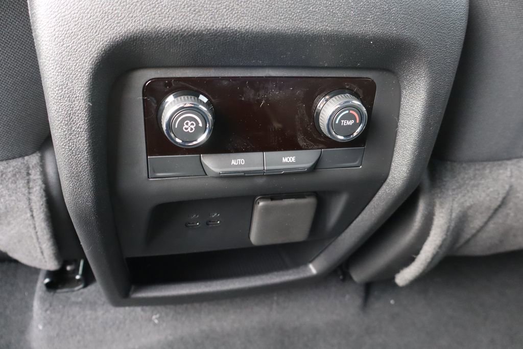 New 2026 Chevrolet Traverse LT image 22