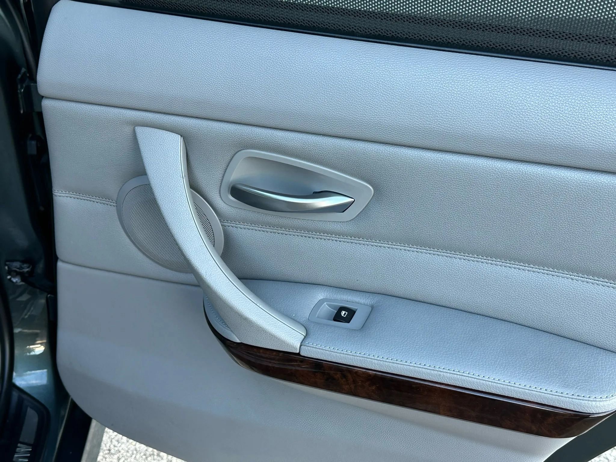 Used 2011 BMW 335d Sedan image 23