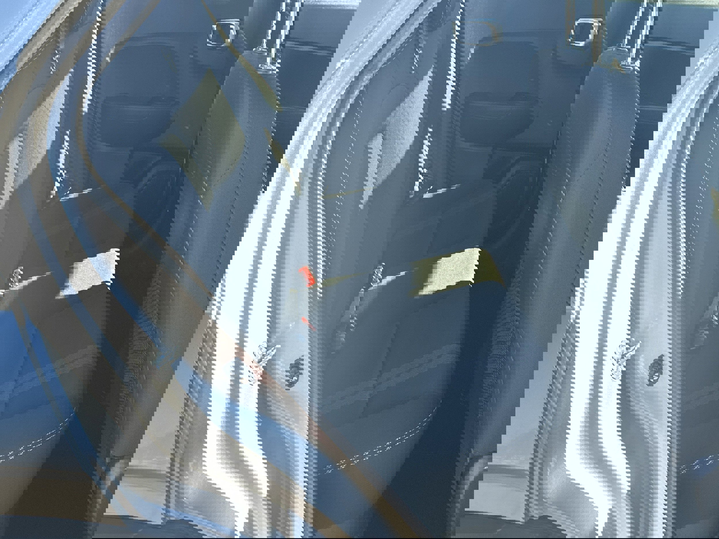 Used 2023 Hyundai Venue SEL image 15