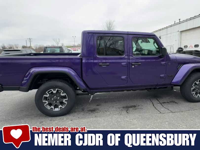 New 2026 Jeep Gladiator Sport AWD/4WD image 9
