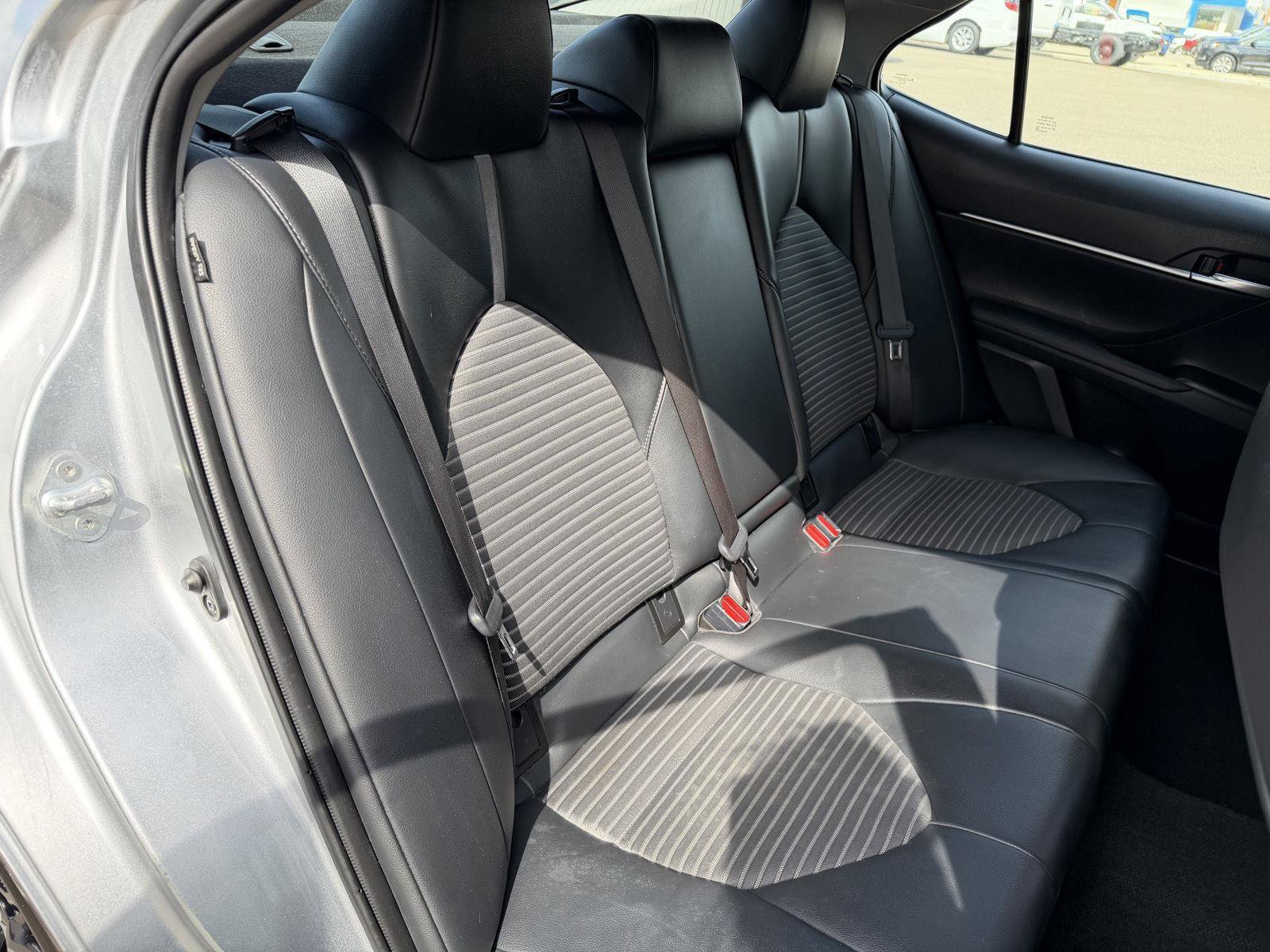 Used 2023 Toyota Camry SE w/ Convenience Package FWD image 19