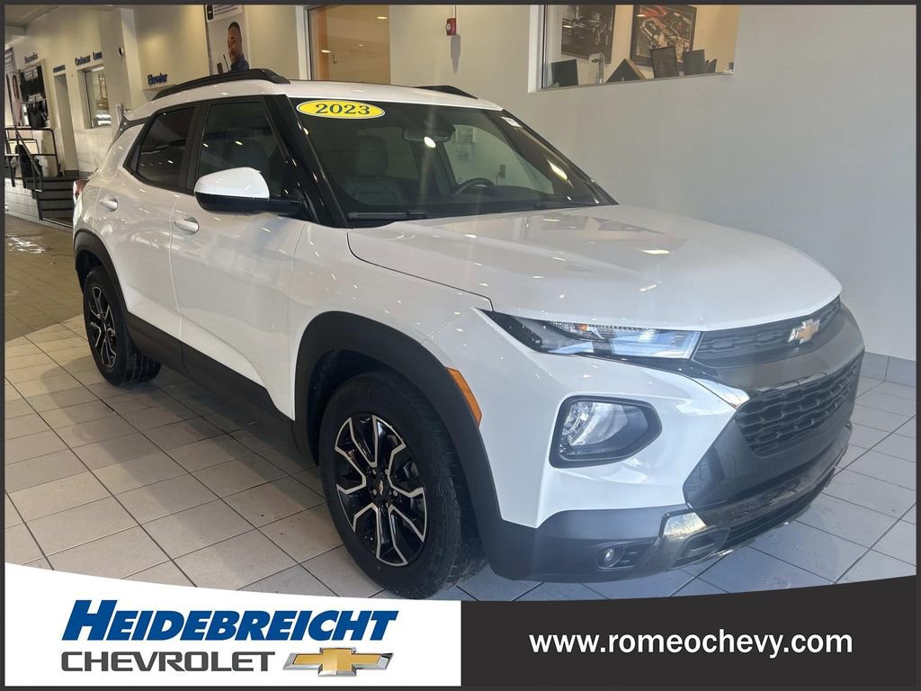 Used 2023 Chevrolet TrailBlazer ACTIV w/ Sun and Liftgate Package