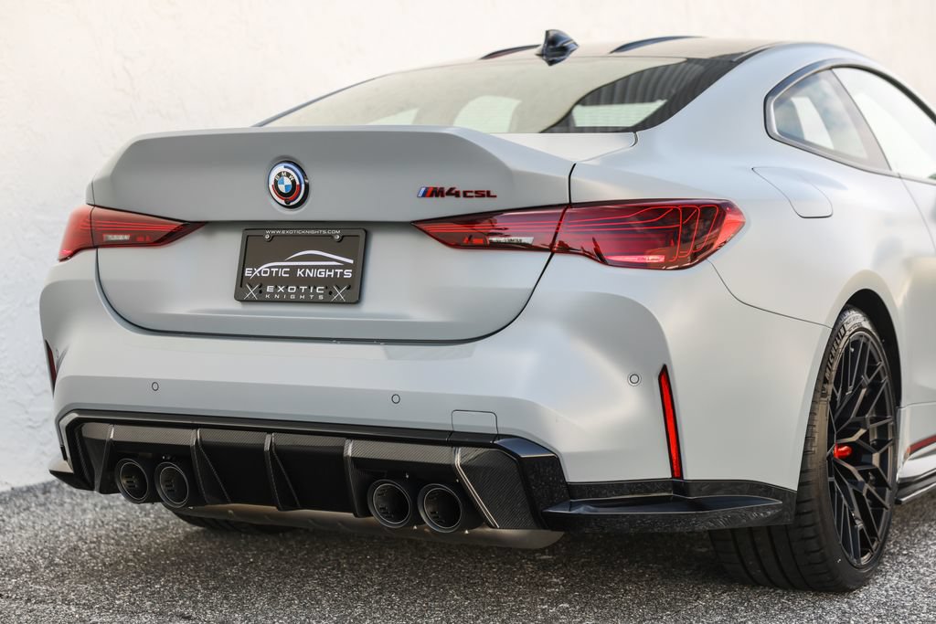 Used 2023 BMW M4 CSL RWD image 11