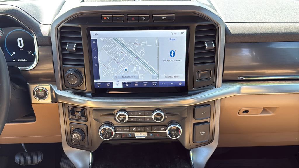 Used 2023 Ford F150 Lariat w/ Max Trailer Tow Package image 19