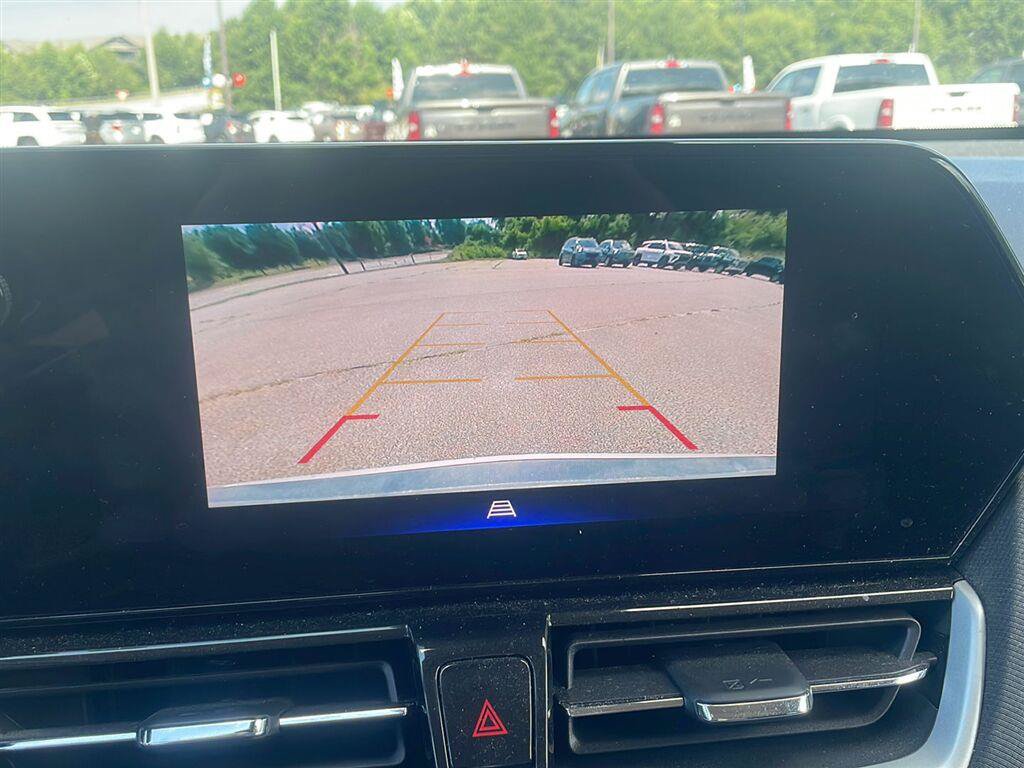 Used 2025 Chevrolet TrailBlazer LT AWD/4WD image 10